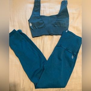 free people movement sports bra & legging set - euc